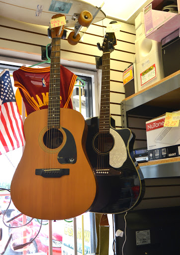 Pawn Shop «American Pawn», reviews and photos, 10045 Belvedere Rd, Royal Palm Beach, FL 33411, USA