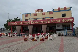 Rushi Hotel image