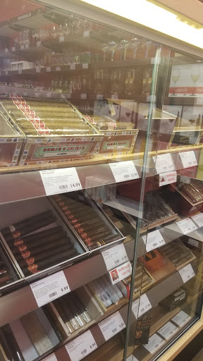 Wine Store «BevMo!», reviews and photos, 910 NE Park Dr, Issaquah, WA 98029, USA