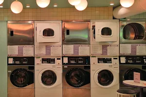Lavato Laundry & Brunch image