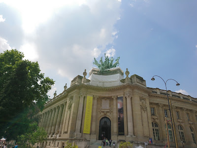 Commissariat central de police 8ᶱ arrondissement à Paris