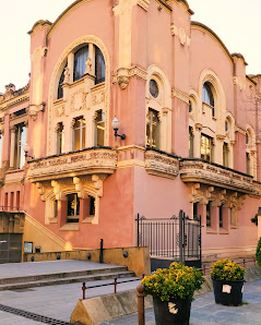 Centre Cultural el Casino de Manresa Passeig de Pere III, 27, 08241 Manresa, Barcelona, España