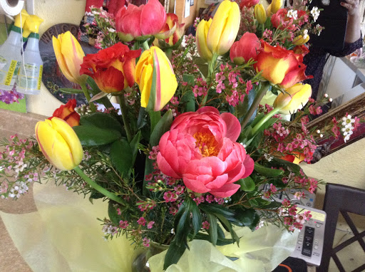 Florist «La Vie En Rose Flowers», reviews and photos, 1272 Solano Ave, Albany, CA 94706, USA