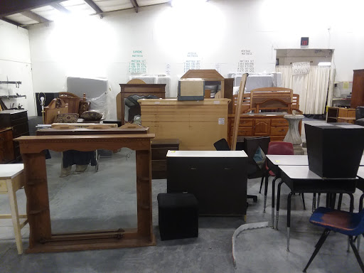 Thrift Store «Helping Hand Missions Thrift Store», reviews and photos, 4666 US-90, Pace, FL 32571, USA