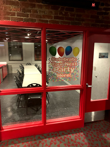 Movie Theater «Bow Tie Cinemas Movieland at Boulevard Square», reviews and photos, 1301 N Boulevard, Richmond, VA 23230, USA