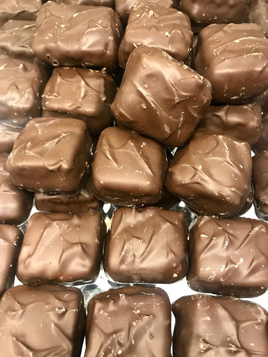 Florist «Bates Flowers by DZyne», reviews and photos, 813 4th Ave, Grinnell, IA 50112, USA