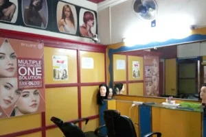 Women's world ladies beauty parlour and spa image