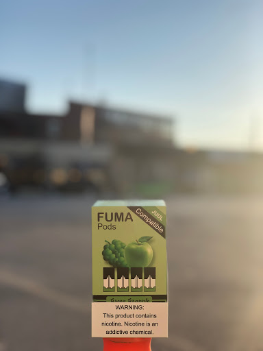 Tobacco Shop «18 Plus Vape & Shop», reviews and photos, 4037 Broadway, Kansas City, MO 64111, USA