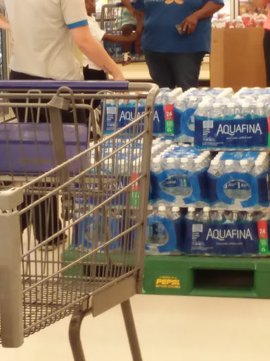 Grocery Store «Food Lion», reviews and photos, 1202 W Broad St, Elizabethtown, NC 28337, USA