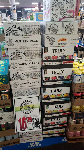 Liquor Store «Oxford Liquors», reviews and photos, 451 Hartford Rd, Manchester, CT 06040, USA