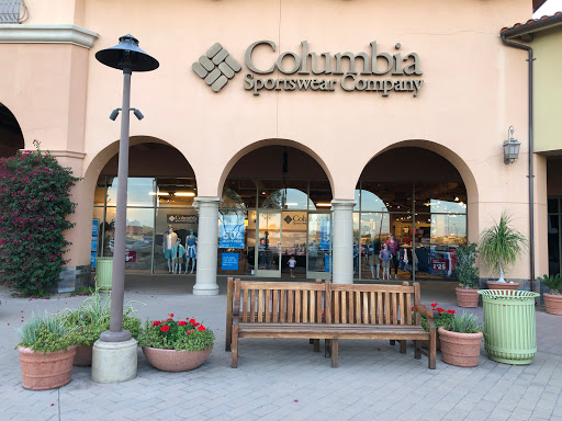 Sportswear Store «Columbia Sportswear Outlet Store at Outlets at Anthem», reviews and photos, 4250 W Anthem Way, Phoenix, AZ 85086, USA
