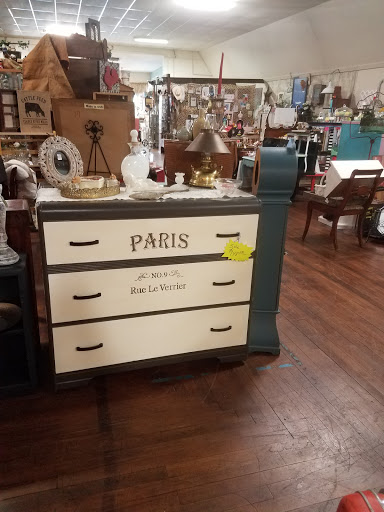 Antique Store «Rancho Coop», reviews and photos, 5685 Main St, Oakley, CA 94561, USA