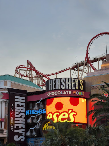 Shopping Mall «Showcase Mall», reviews and photos, 3785 Las Vegas Blvd S, Las Vegas, NV 89109, USA