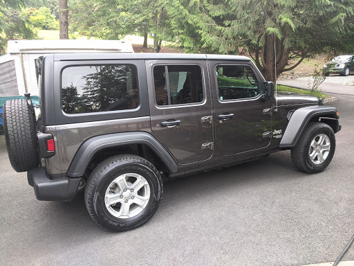 Car Dealer «Enumclaw Chrysler Jeep Dodge», reviews and photos, 726 Roosevelt Ave, Enumclaw, WA 98022, USA