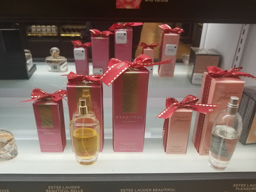 Hair Salon «Ulta Beauty», reviews and photos, 1725 Trancas St, Napa, CA 94558, USA