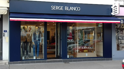 Magasin de vêtements pour hommes Serge Blanco Royan