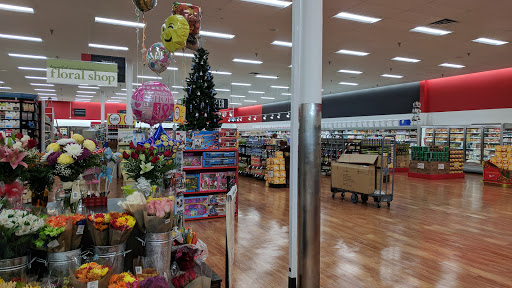 Grocery Store «Winn-Dixie», reviews and photos, 2880 Howland Blvd, Deltona, FL 32725, USA