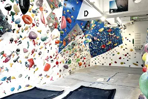 Escalade Climbing Gym image