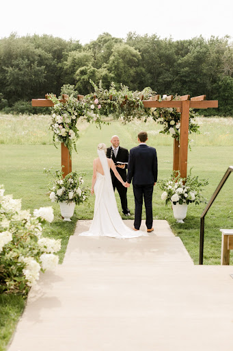 Wedding Venue «Ashton Hill Farm», reviews and photos, 803 Vernon Valley Dr, Cedar Rapids, IA 52403, USA