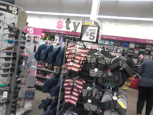 Variety Store «Five Below», reviews and photos, 3855 Evergreen Pkwy, Bowie, MD 20716, USA