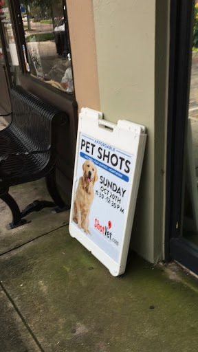 Pet Store «Woof Gang Bakery and Grooming Winter Garden», reviews and photos, 18 E Plant St, Winter Garden, FL 34787, USA