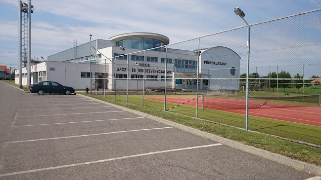 Gellér Sándor Sportcentrum - Sportpálya