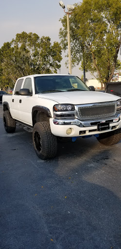 Used Car Dealer «Madina Auto Brokers», reviews and photos, 3258 Fowler St, Fort Myers, FL 33901, USA