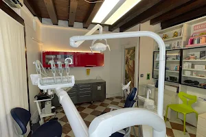 Studio Dentistico Dr. Paolo Bortolussi image