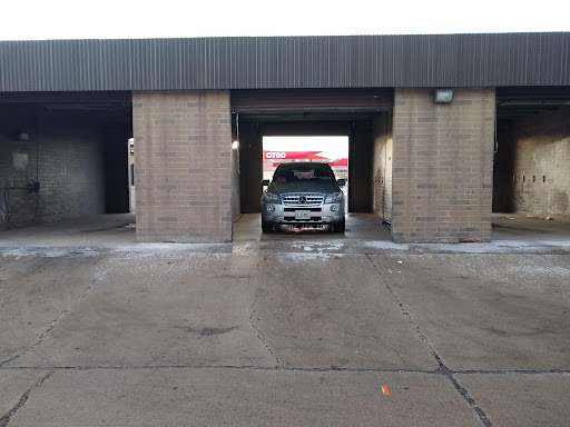 Spotless Car Wash en Forest Park