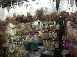 ร้านลานผกา