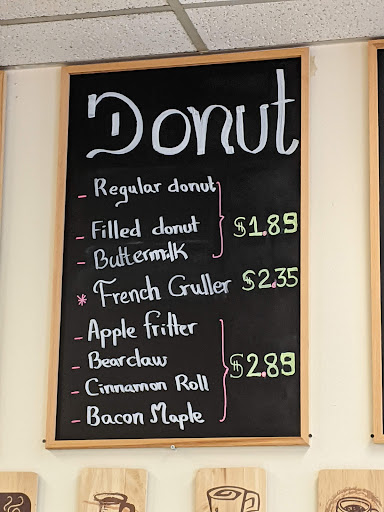 Donut Shop «Family Donut Shop», reviews and photos, 2100 N Northgate Way, Seattle, WA 98133, USA