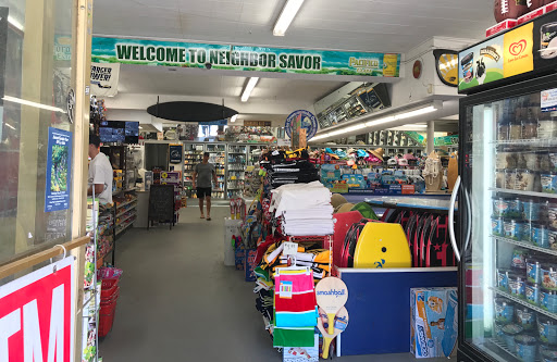 Grocery Store «Neighbor-Saver Market», reviews and photos, 2144 Avenida De La Playa, La Jolla, CA 92037, USA