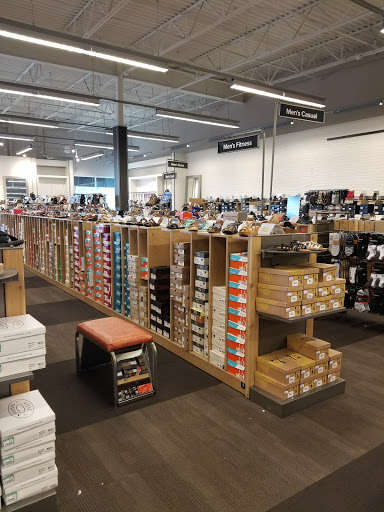 Shoe Store «DSW Designer Shoe Warehouse», reviews and photos, 24570 Dulles Landing Dr #120, Dulles, VA 20166, USA