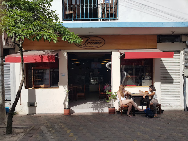 Aromi Café & Chocolate Gourmet - Cafetería