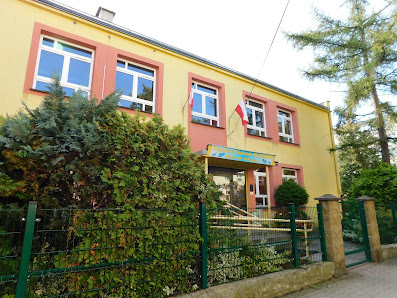 Niepubliczne przedszkole Montessori Osiedle Włókniarzy 11, 58-260 Bielawa, Polska