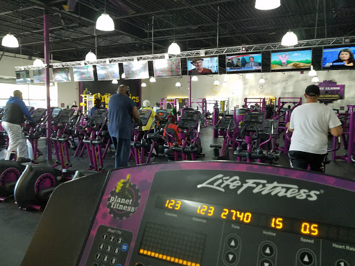 Gym «Planet Fitness», reviews and photos, 12-60 Sussex Ave, East Orange, NJ 07018, USA