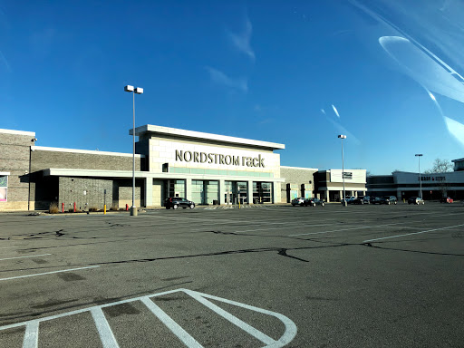 Department Store «Nordstrom Rack Rivers Edge Shopping Center», reviews and photos, 4036 E 82nd St, Indianapolis, IN 46250, USA