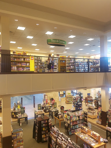 Book Store «Barnes & Noble», reviews and photos, 3 S Tunnel Rd, Asheville, NC 28805, USA