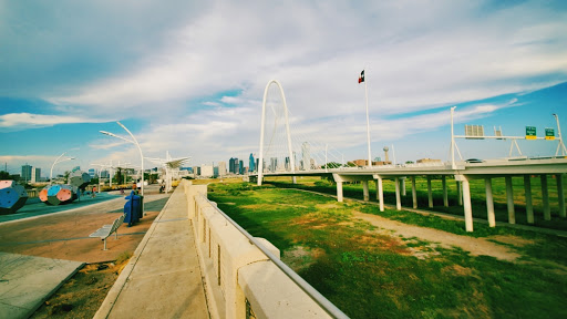 Margaret Hunt Hill Bridge