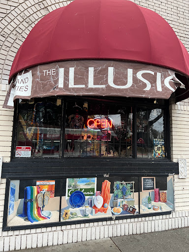 Tobacco Shop «Illusions Smoke Shop», reviews and photos, 203 G St, Davis, CA 95616, USA