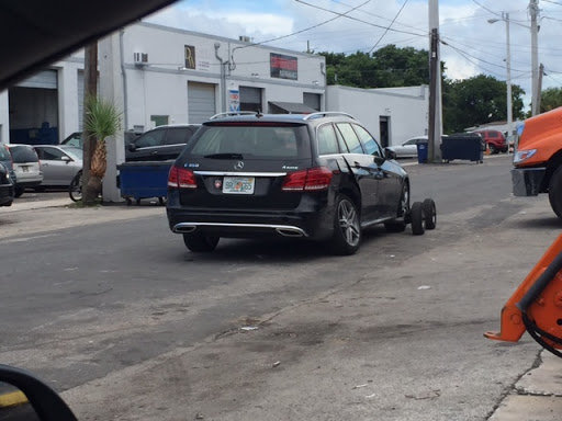 Auto Body Shop «AutoNation Collision Center Fort Lauderdale South», reviews and photos, 122 SW 22nd St, Fort Lauderdale, FL 33315, USA