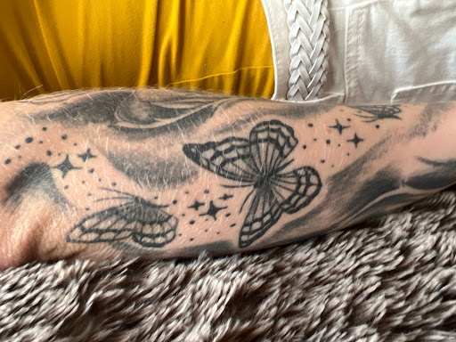 Tattoo Shop «Shotgun Tattoos & Body Piercing», reviews and photos, 307 E Moore Ave, Terrell, TX 75160, USA