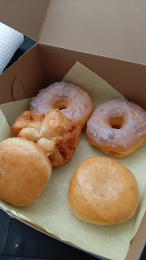 Donut Shop «Arizona Donut Co.», reviews and photos, 1030 W Broadway Rd, Tempe, AZ 85282, USA