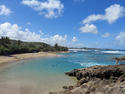 Playa La Esperanza'in fotoğrafı - rahatlamayı sevenler arasında popüler bir yer