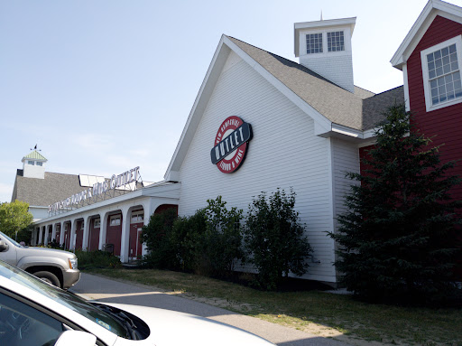 State Liquor Store «NH Liquor & Wine Outlet», reviews and photos, 150 Bridge St, Pelham, NH 03076, USA