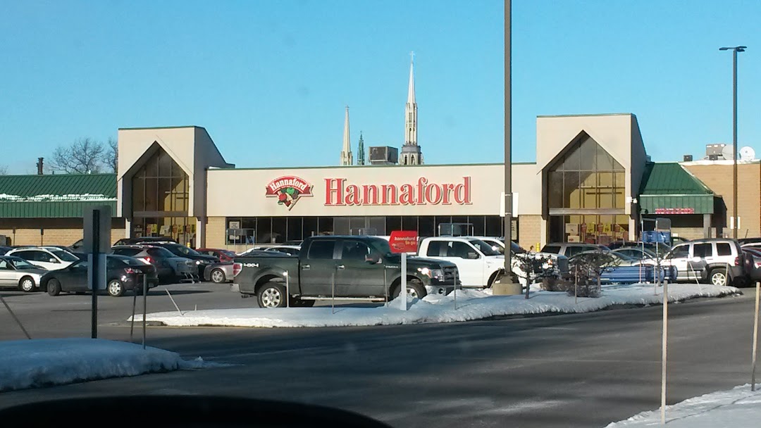 Hannaford Supermarket