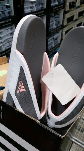 Warehouse store «Costco Wholesale», reviews and photos, 1130 Broadway, Chula Vista, CA 91911, USA