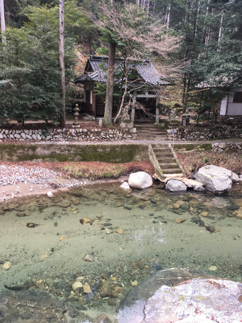 樫郷神社