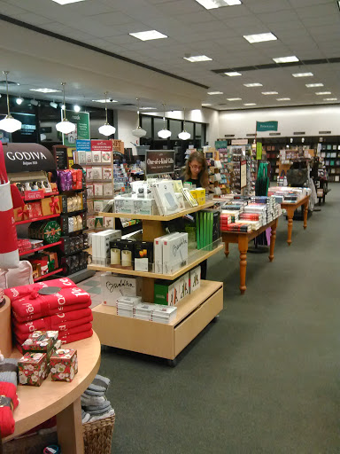 Book Store «Barnes & Noble», reviews and photos, 13751 S Tamiami Trail, Fort Myers, FL 33912, USA