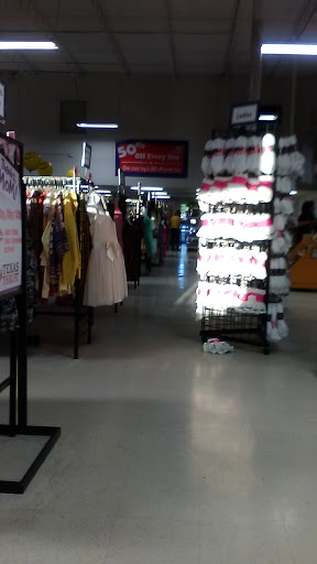 Thrift Store «Texas Thrift Store», reviews and photos, 200 Ash Ave, McAllen, TX 78501, USA